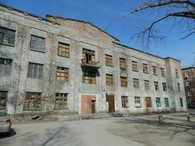 Поликлиника завода «Сибсельмаш»