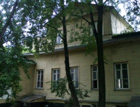 Деревянный дом А. Л. Демидова