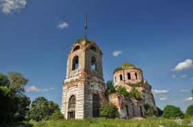 Церковь Спаса Нерукотворного Образа в селе Васюнино