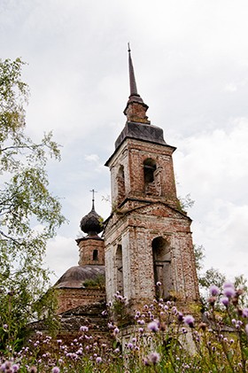 Воскресенская церковь в селе Станки