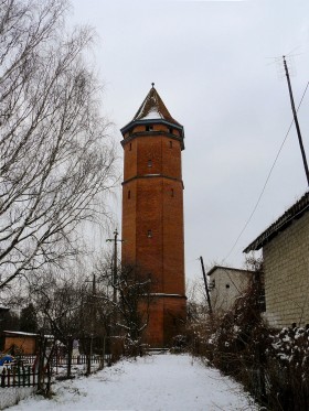 Городская водонапорная башня в Правдинске