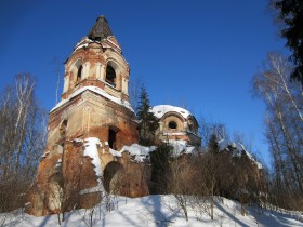 Троицкая церковь в деревне Казнаково