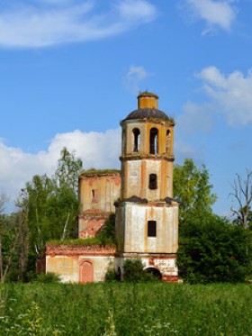 Казанская церковь в усадьбе Первитино