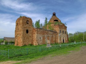 Церковь Казанской Божией Матери в селе Моховое