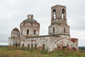 Церковь Николая Чудотворца в селе Пыелдино