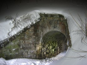 Дренажный тоннель у реки Белая