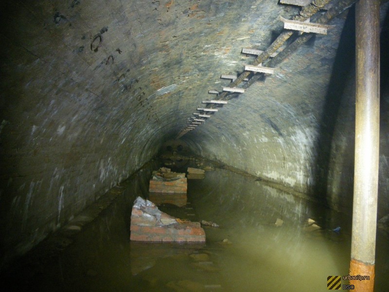 Первый городской водопровод в москве. Рублевский тоннель. Туннель на Рублевке. Старый водовод в Москве.