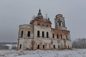 Воскресенская церковь в селе Царёво