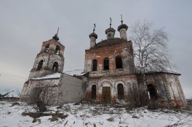 Рождественская церковь в селе Парфеньево