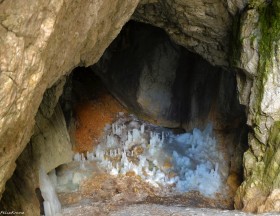 Пещера Ледяная