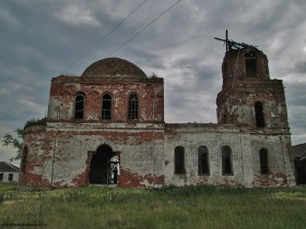 Церковь Михаила Архангела в селе Столбово