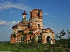 Храм во имя Николая Чудотворца, село Ялунинское