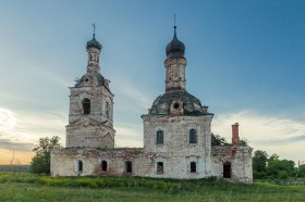 Успенская церковь в Красной Поляне