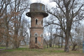 Водонапорная башня в селе Ачикулак