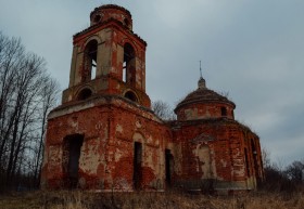 Покровская церковь в селе Болотское