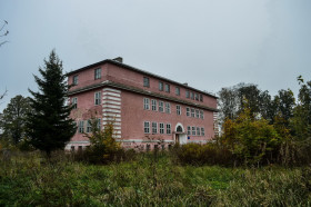 Школа в посёлке Высокое