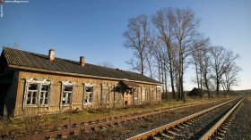 Старый железнодорожный вокзал станции Неклюдово.