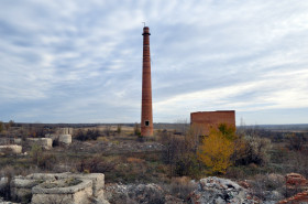 Руины завода близ Сулина