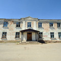 Здание управления колхоза