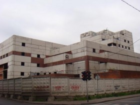Недостроенная больница