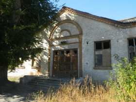 Школа в посёлке Купоросный