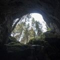 Пещера в камне Гардым