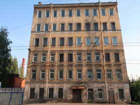 Здание на Минеральной улице