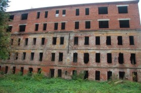 Руины корпусов фабрики Йокиша