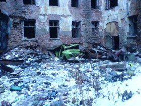 Сгоревшее общежитие в центре
