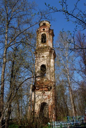 Благовещенская церковь в Васильевском Повалишиных
