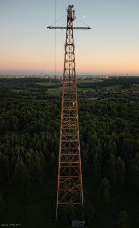 Антенные поля радиоцентра