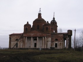Старая церковь постройки 1880-х годов