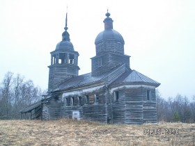 Церковь в деревне Чистый Дор