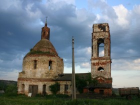 Церковь Святой Троицы в Тормасово