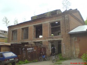 Здание старинной фабрики