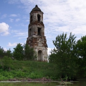 Колокольня церкви Петра, митрополита Московского