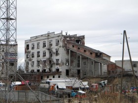 Здание цементного завода